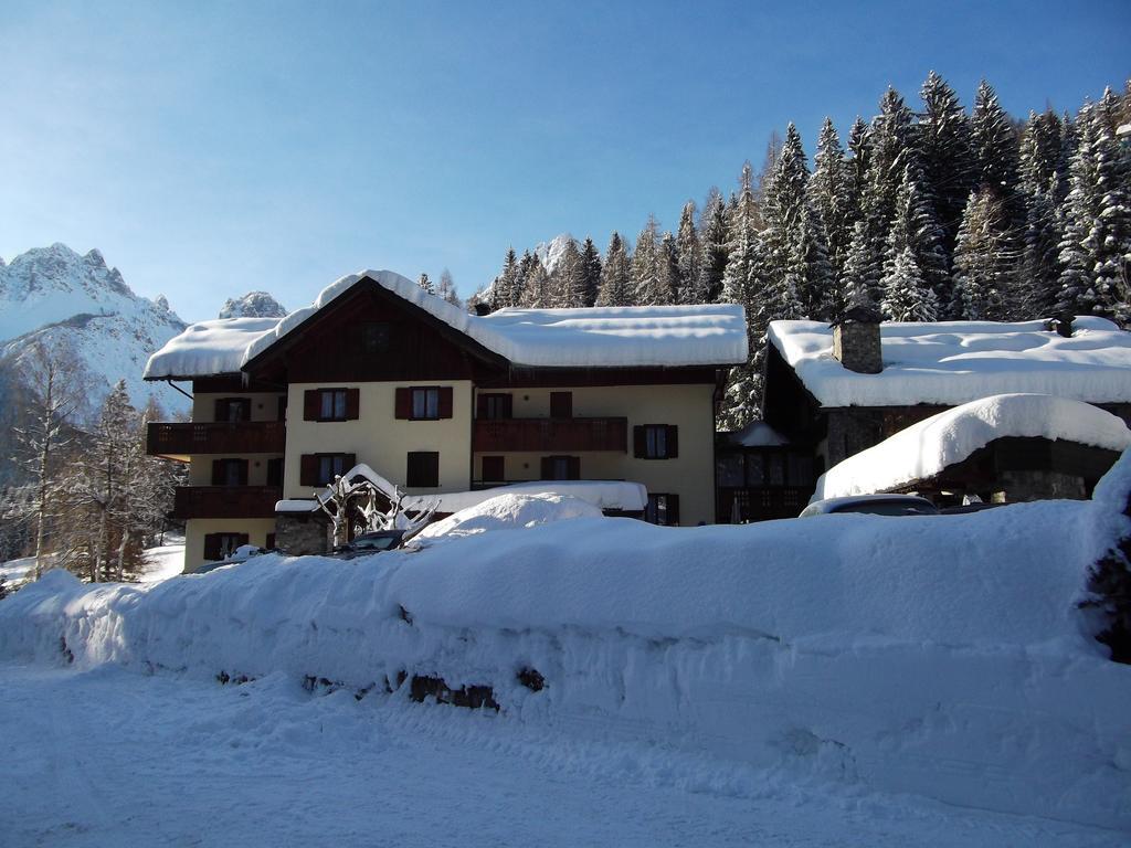 Albergo Nuoitas Форни-ди-Сопра Экстерьер фото